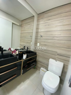 Image 19 - 1014444