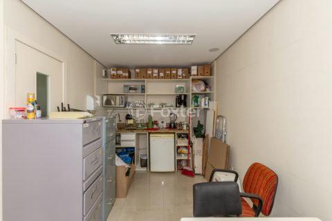 Image 17 - 1014517