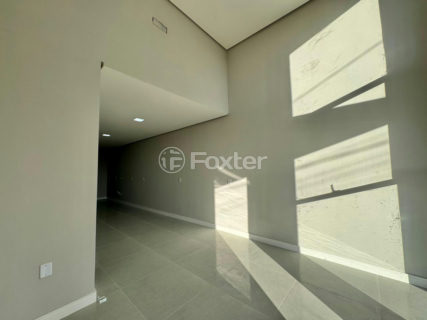 Image 4 - 1014690