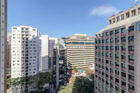 Image 3 - 1014695