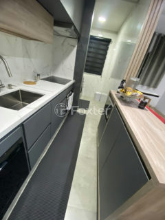 Image 4 - 1014707