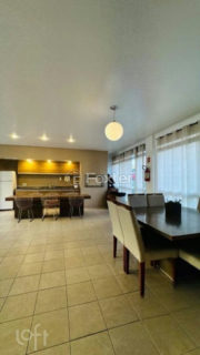 Image 34 - 1014739