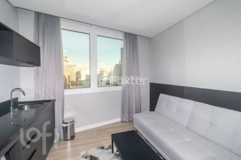 Image 7 - 1014915