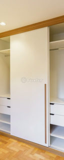 Image 2 - 1014984