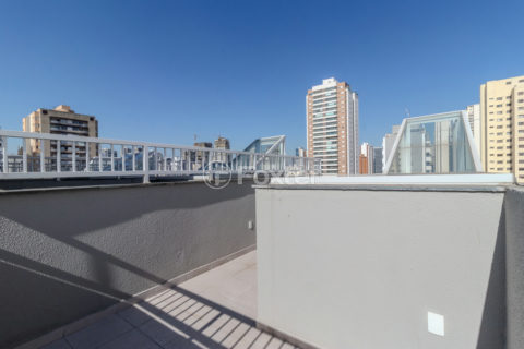 Image 11 - 1015028
