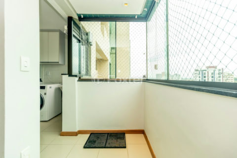 Image 3 - 1015060