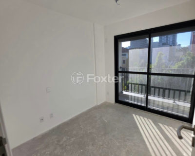 Image 2 - 1015152