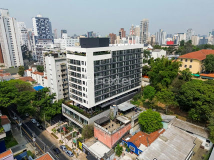 Image 22 - 1015152