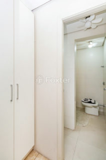 Image 32 - 1015168