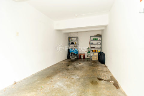 Image 36 - 1015182