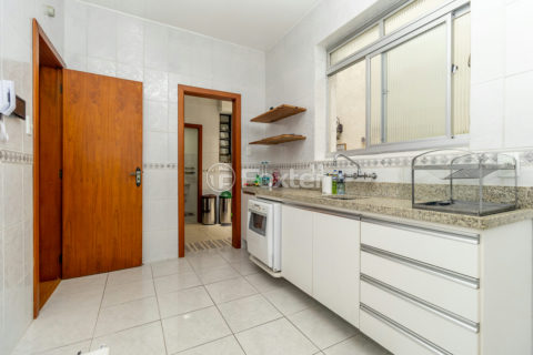 Image 30 - 1015182
