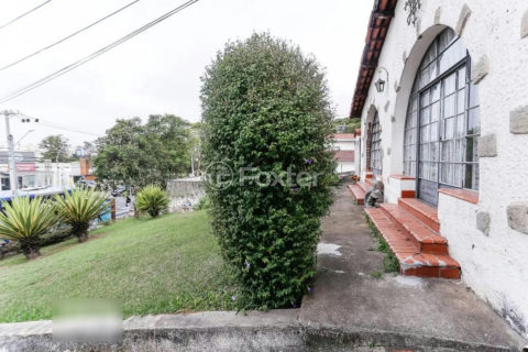 Image 44 - 1015204