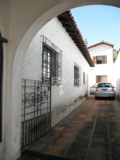 Image 42 - 1015204