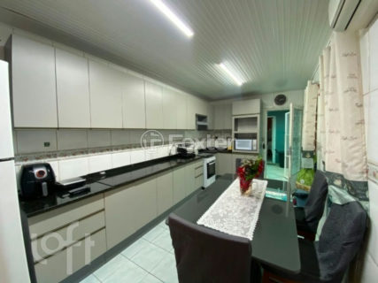 Image 4 - 1015223