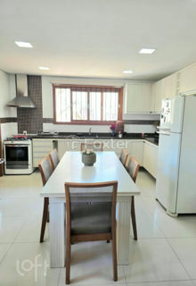 Image 30 - 1015229
