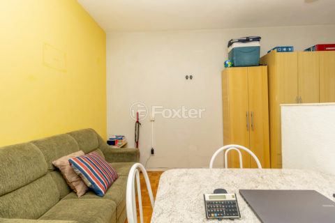 Image 4 - 1015249