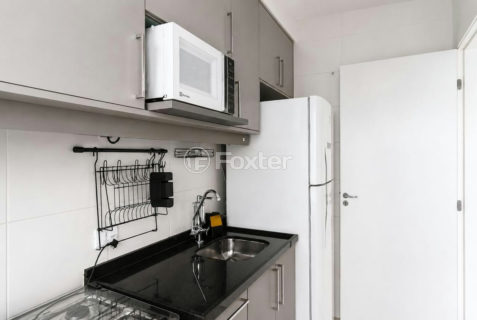 Image 8 - 1015301