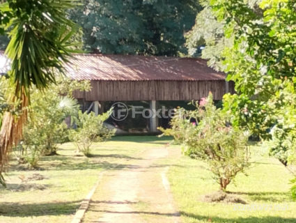 Image 8 - 1015304