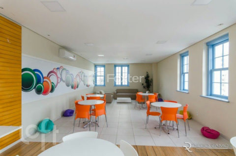 Image 33 - 1015307