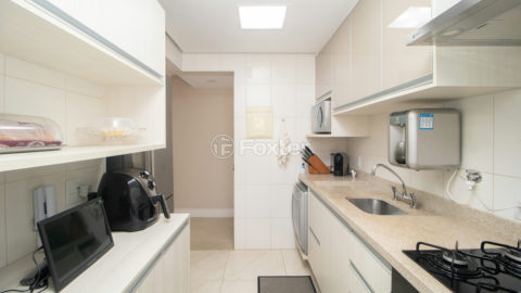Image 33 - 1015340