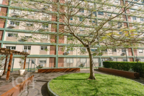 Image 33 - 1015348