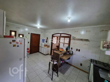 Image 8 - 1015351