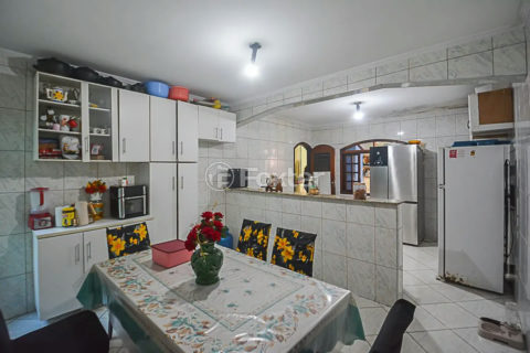 Image 6 - 1015371