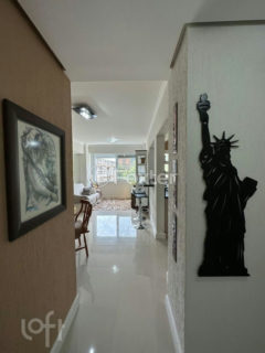 Image 17 - 1015416