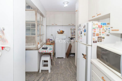Image 7 - 1015419
