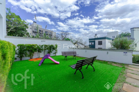 Image 30 - 1015423