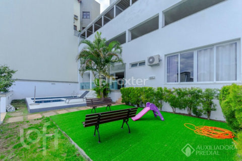Image 32 - 1015423