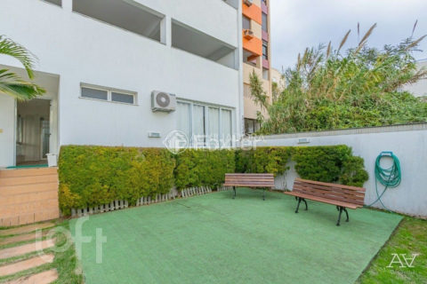 Image 4 - 1015423