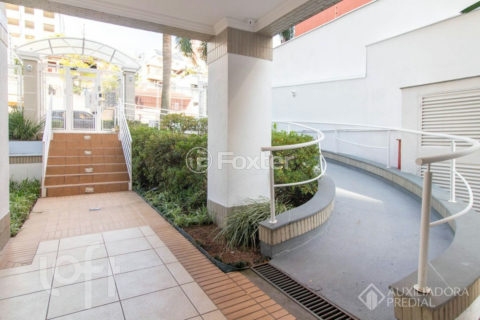 Image 33 - 1015426