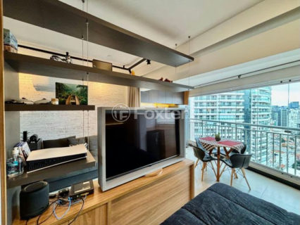 Image 18 - 1015467