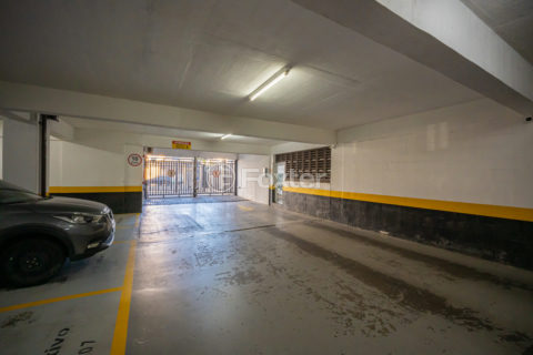 Image 23 - 1015485