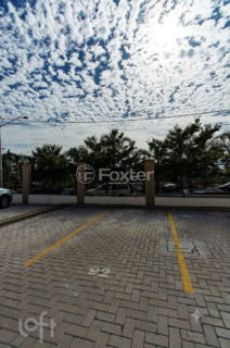 Image 11 - 1015530