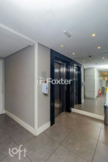 Image 41 - 1015584
