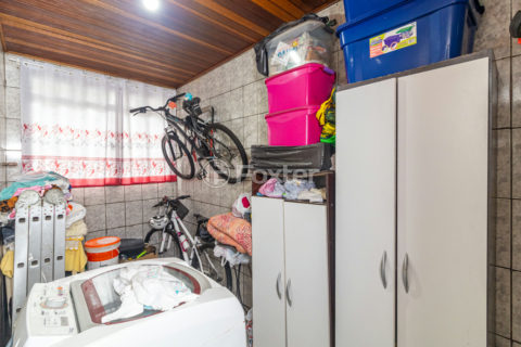 Image 39 - 1015600