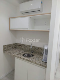 Image 3 - 1015653
