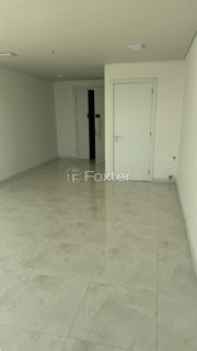 Image 2 - 1015665