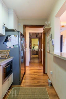 Image 8 - 1015666