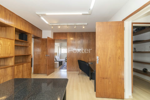 Image 6 - 1015667