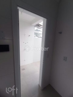 Image 8 - 1015671
