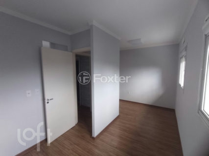 Image 33 - 1015671