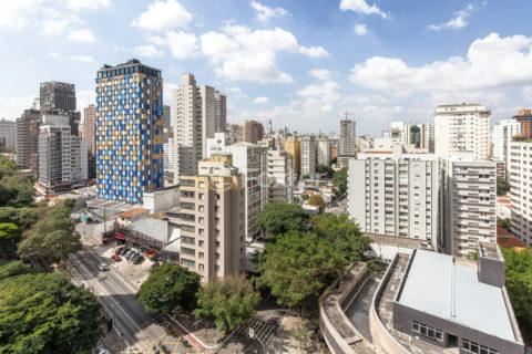 Image 13 - 1015680