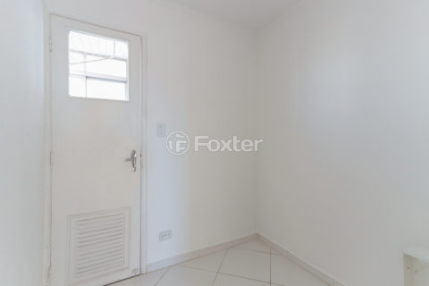 Image 20 - 1015682