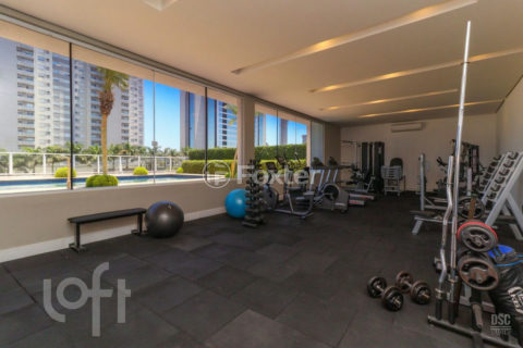 Image 67 - 1015739