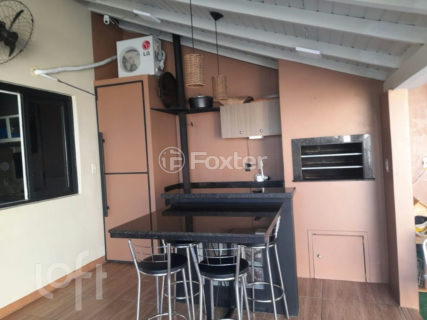 Image 2 - 1015762
