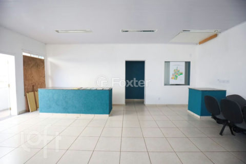 Image 39 - 1015799