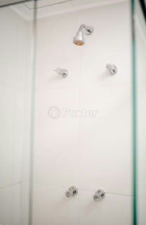 Image 9 - 1015800